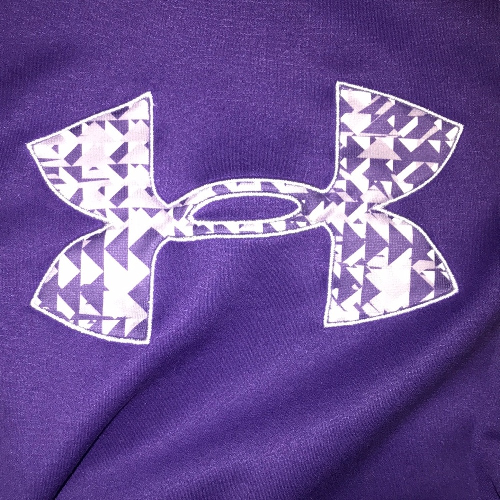Under Armor Sweatshirt